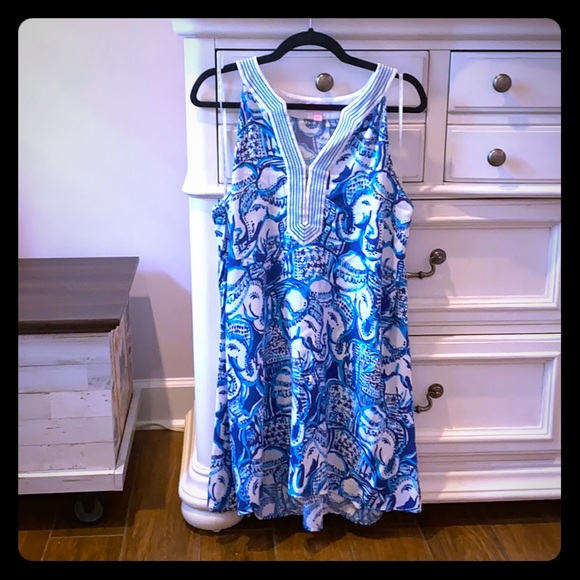 Lilly Pulitzer Dresses & Skirts - VGUC Lilly Pulitzer dress! MAKE AN OFFER!!